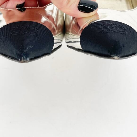 Chanel Laminated Metallic Calfskin Grosgrain Cap Toe CC Pointed Toe Wedge EU 37 - Picture 8 of 15